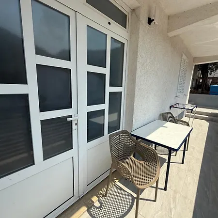 Vidovic -leon * Trpanj